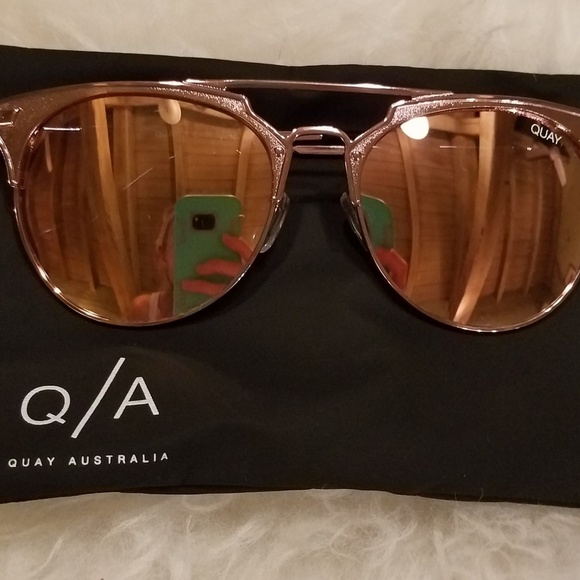 SOOOLD Quay GEMINI sunnies - Picture 7 of 8